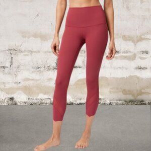 Lululemon Wunder Under Crop High-Rise Roll Down Scallop Full-On Luxtreme Size 6